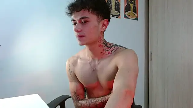 jaico_santos Adlı Modelin Canlı XXX Sohbeti