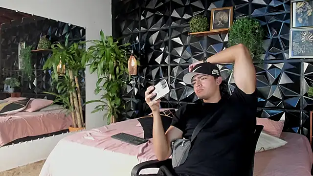 elliot_colton's Live XXX Chat