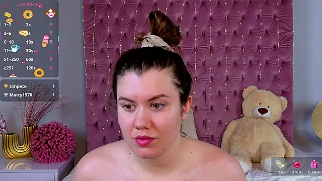 NikkiVelvets' Live XXX Chat