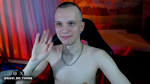 Chat +18 de ravi_olle ao vivo