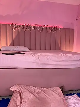 Chatroom XXX en direct de KellyOlsenbe