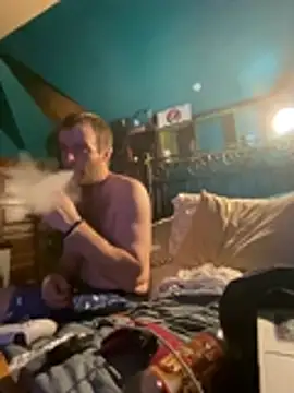 charactrzero élő XXX-chatje