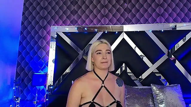 Chatroom XXX en direct de victoriaa_lee_