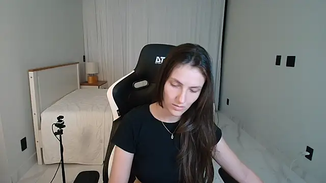 upssnowy's Live XXX Chat