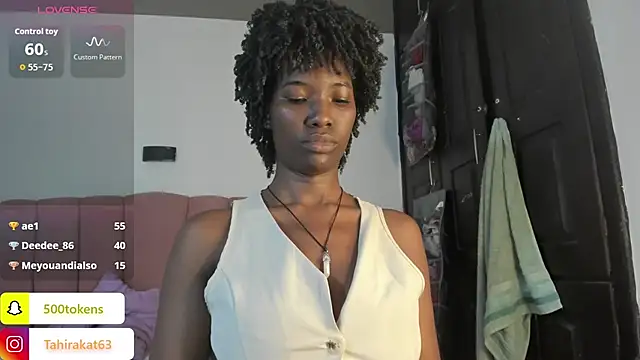 Tahira_21_ Adlı Modelin Canlı XXX Sohbeti