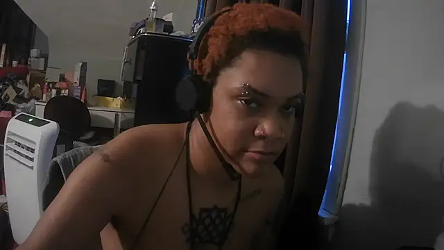 nickytheehawtie's Live XXX Chat