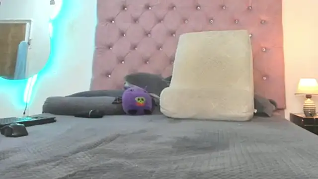 Živý XXX chat laurenlaine