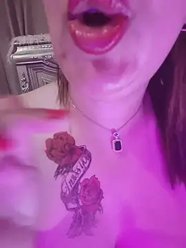 Doodqueen 现场XXX聊天
