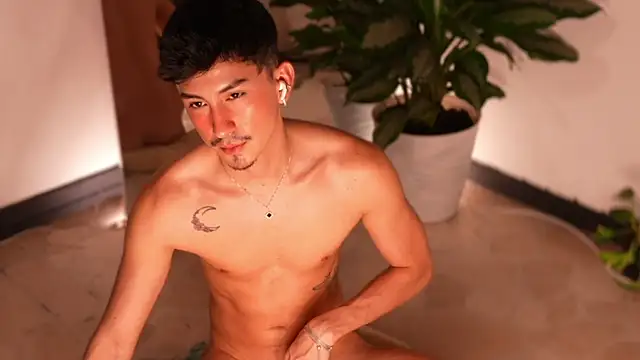 sweettaaron01 élő XXX-chatje