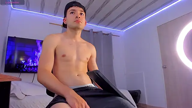 Benji_Andrew লাইভ XXX চ্যাট