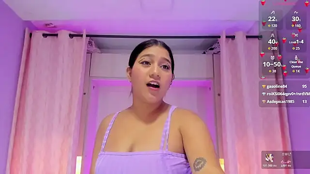 CandyyMaria Adlı Modelin Canlı XXX Sohbeti
