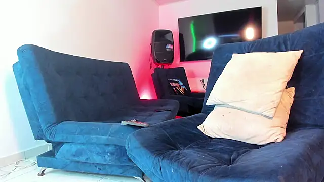 Steven_baby69's Live XXX Chat