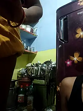Priyasexcpl Adlı Modelin Canlı XXX Sohbeti