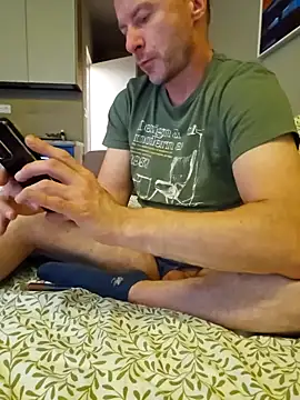 Lokomo32 – Live XXX-chat