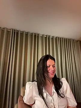 Chat +18 de Zandrina ao vivo