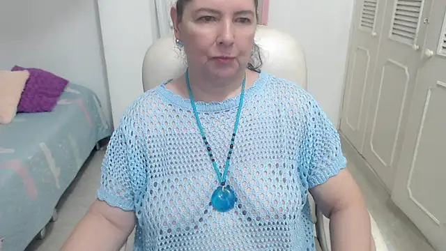 Chat +18 de leonela_69 ao vivo