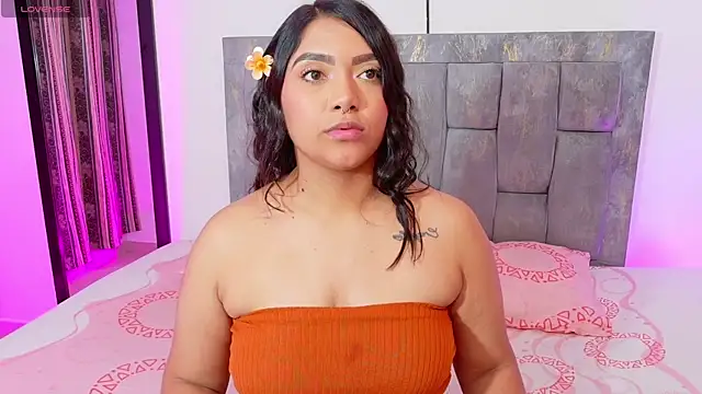 DIANEE_01's Live XXX Chat