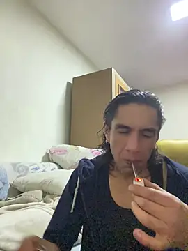 ImperialBalloon222's Live XXX Chat