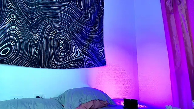 AmyOlimpo Adlı Modelin Canlı XXX Sohbeti