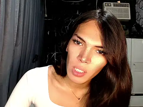 GORGEOUS_CARMEE Chat XXX live
