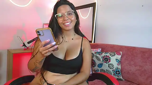 Megaan_Greey's Live XXX Chat