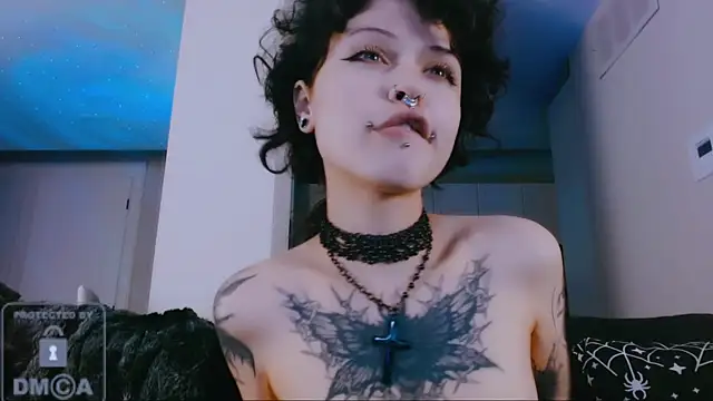 NaughtyLittleFox: онлайн-секс-чат