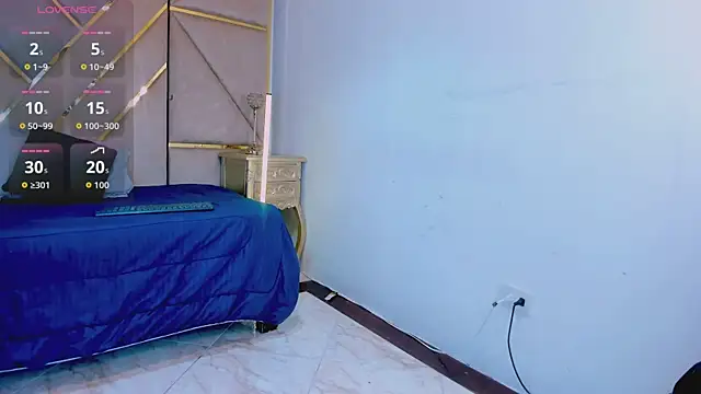 دردشة MikaelaStone الجنسية المباشرة