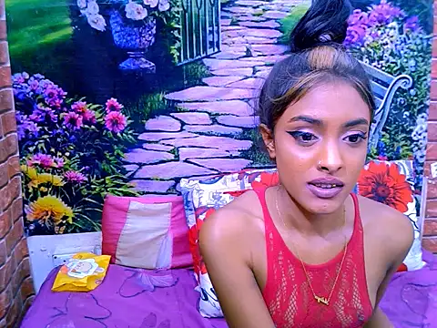 IndianPretty14u2Luv's Live XXX Chat