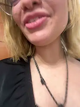 HeavenAylin's Live XXX Chat