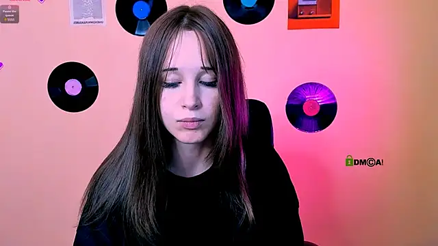 Chatroom XXX en direct de eira_mouse