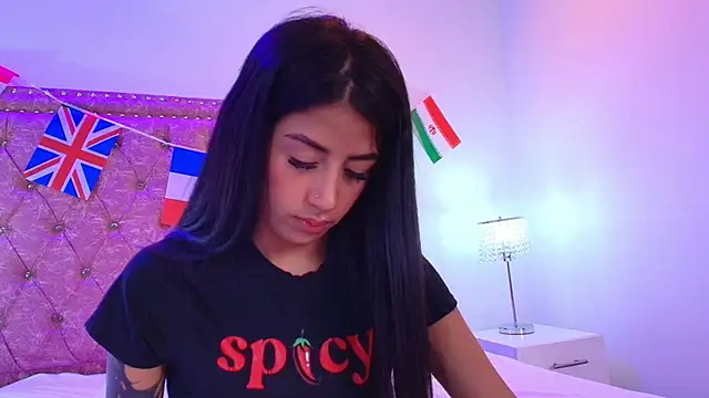 XXX chat uživo modela Juless_cornett
