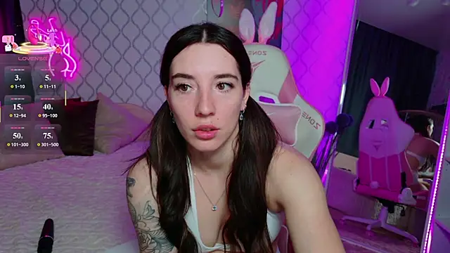 Curious_Lily – Live XXX-chat