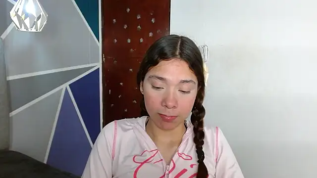 Chatroom XXX en direct de Sweet_kitty_05
