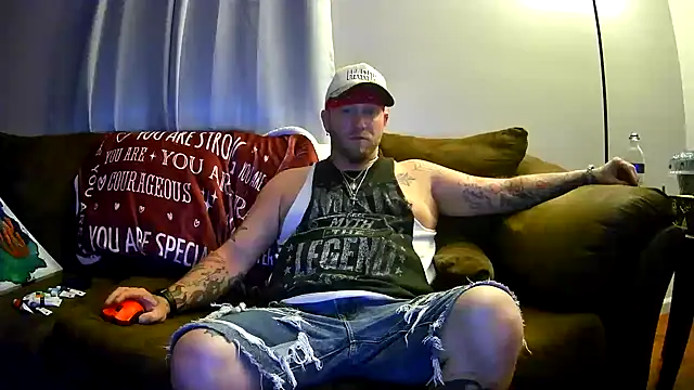 Livingpuddle Chat XXX live