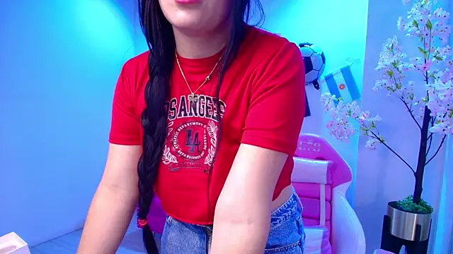 Chat +18 de Miia__owens ao vivo