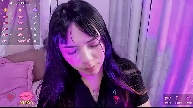 xhinata_hyugax Adlı Modelin Canlı XXX Sohbeti