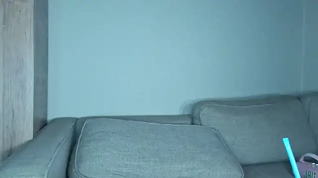Kitten_Moon-TS élő XXX-chatje