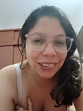 Chatroom XXX en direct de Carliina_Soussa