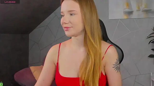 Chat +18 de Nicole_Vasquez ao vivo