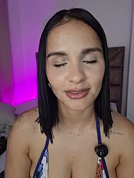 heyshaa Chat XXX live