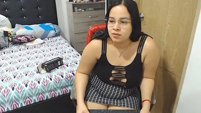 kylie_switch2 live XXX chat