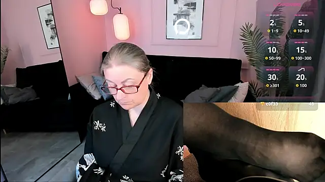 XXX chat uživo modela Alexandra_Kind