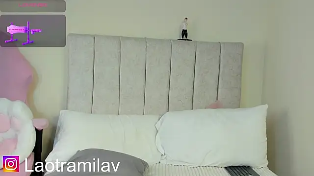 MilaVelour: απευθείας συνομιλία ΧΧΧ
