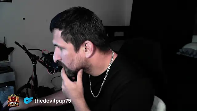 DevilPup75_'s Live XXX Chat