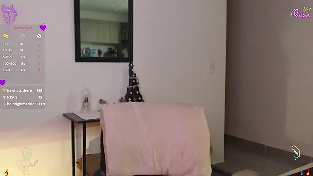 scarlett_diamond11 XXX чат на живо