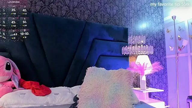 Živý XXX chat SteisyRoss