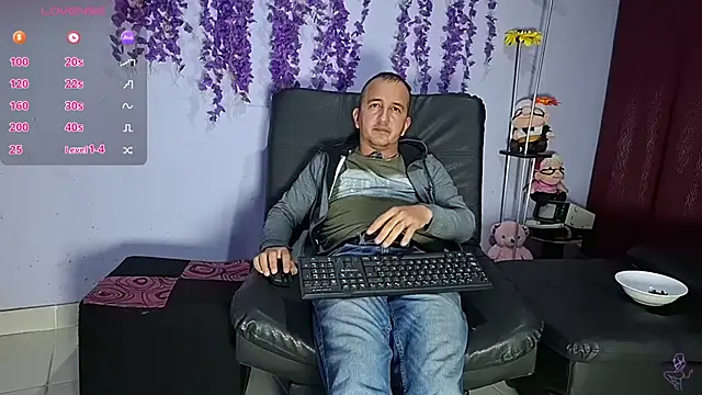 GreisyAndHazzan লাইভ XXX চ্যাট