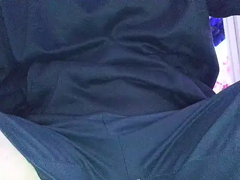 Javi_bermuzzi XXX чат на живо