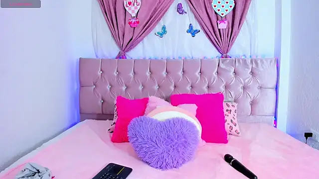Chat +18 de Catherine_summer1 ao vivo