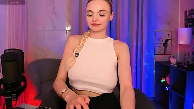 Mila__Lux XXX чат на живо